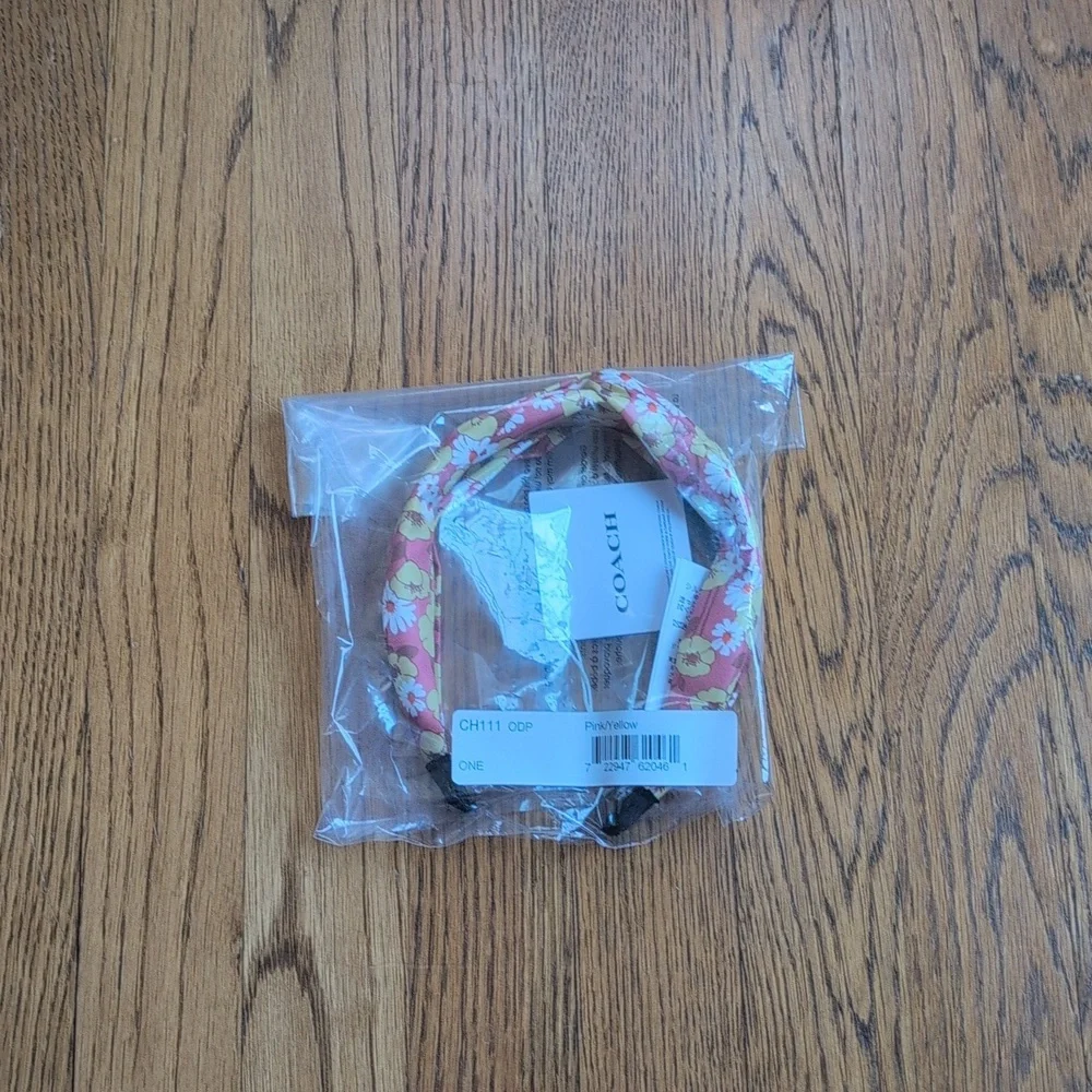 Coach nwt silk